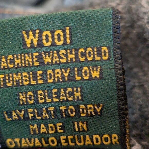 Ruminahui Gray Wool Red White and Blue American Flag Wool Zip Cardigan - Picture 7 of 7